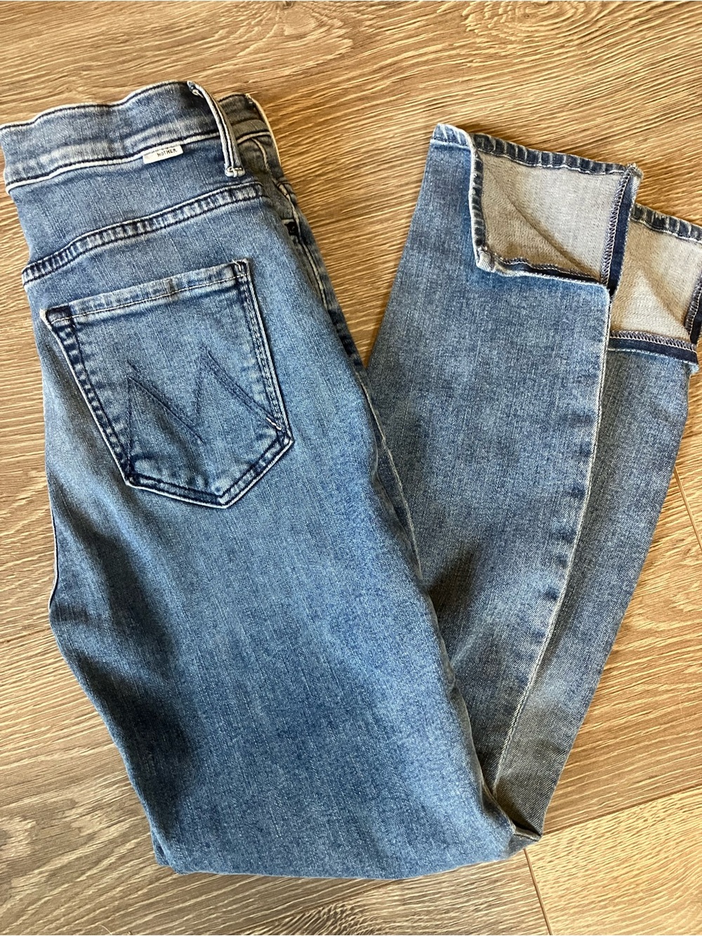 MOTHER Swooner Ankle Slice Skinny Jeans | Group Bathing colorway